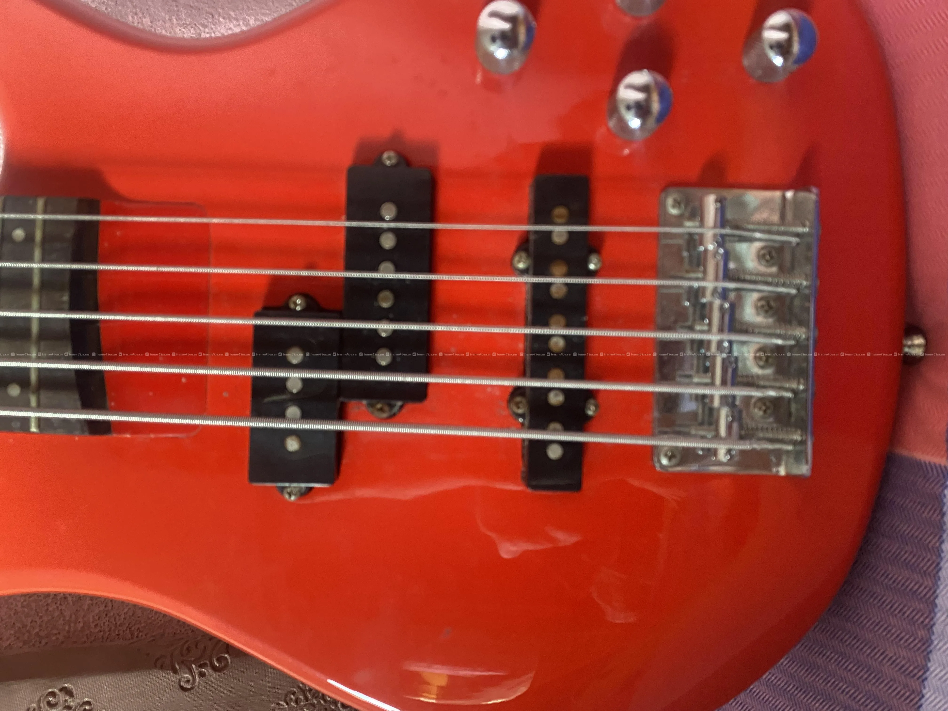 bass guitar on sell  Sqoe Est.1883 4