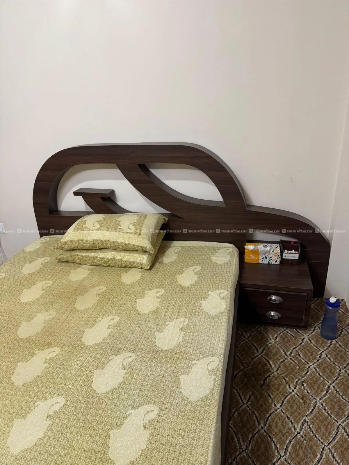 Queen size bed (Free mattress) 3