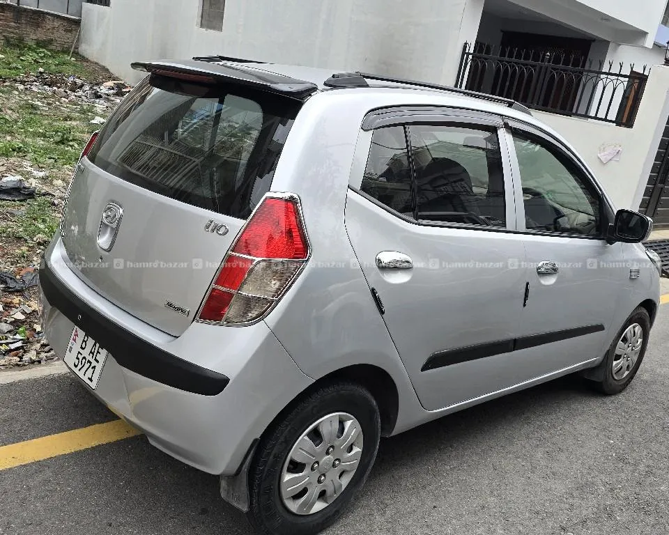 Hyundai i10 magna 1.2 like new condition car on 2