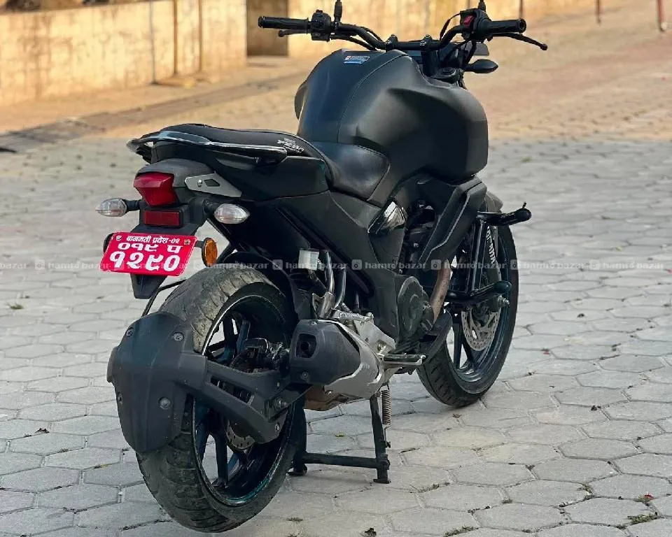 yamaha fz v3 118lot super fresh condition on 3