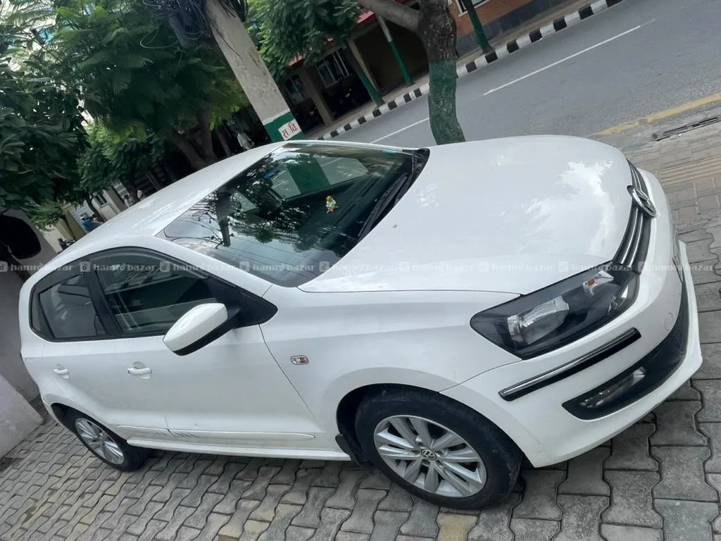 Volkswagen Polo 1.6L Highline Manual 5