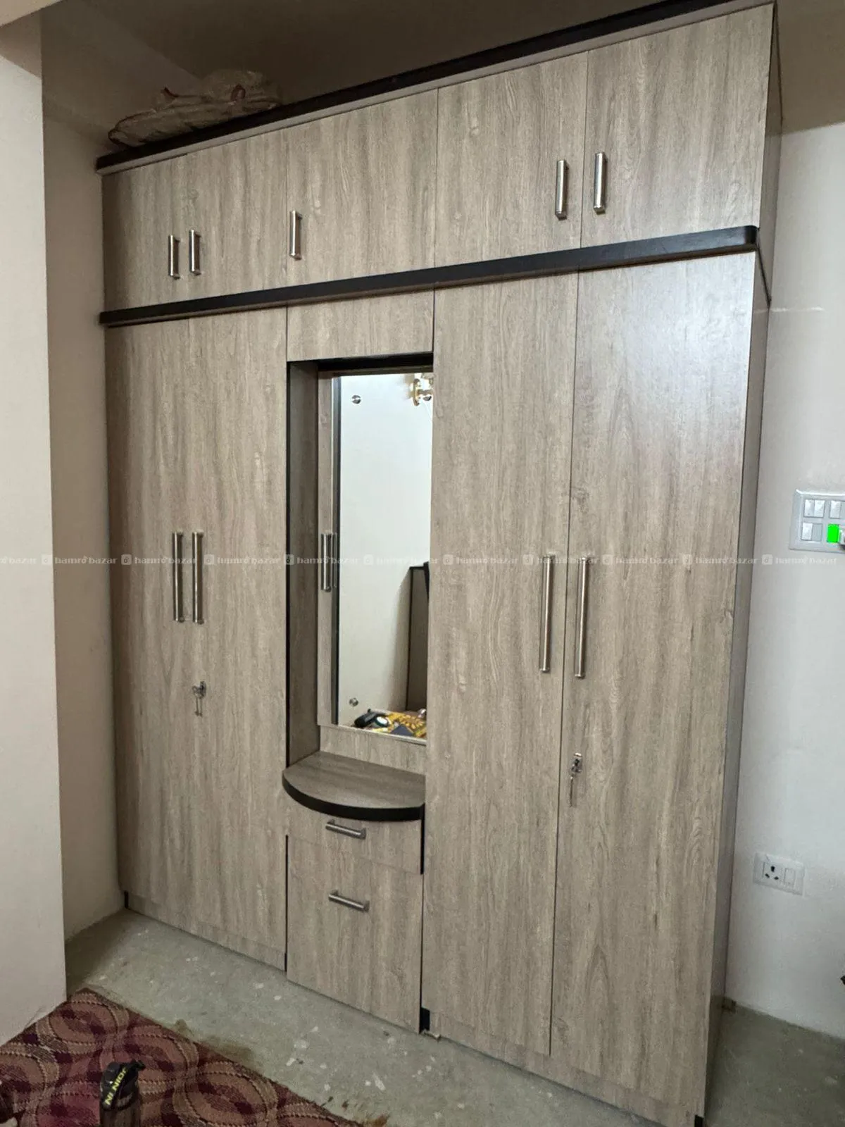 Cupboard (4 piece) 2