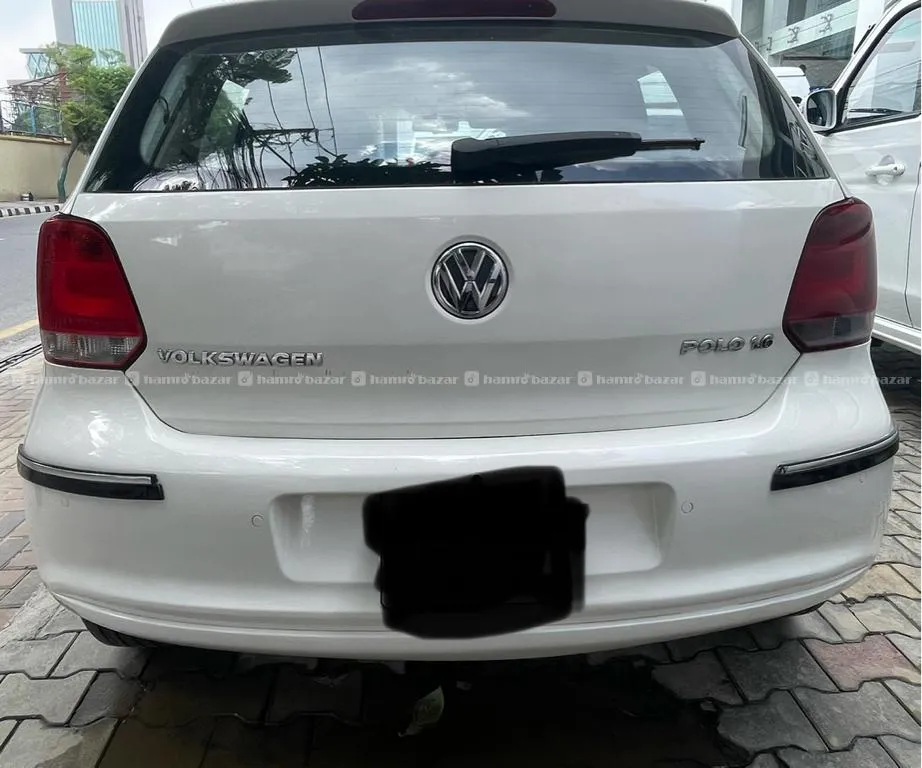 Volkswagen Polo 1.6L Highline Manual 4