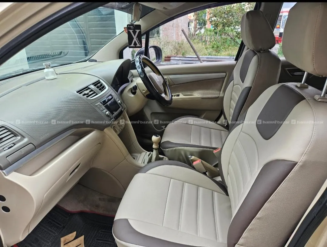 Suzuki Ertiga Zxi (top model) 2012 December 6