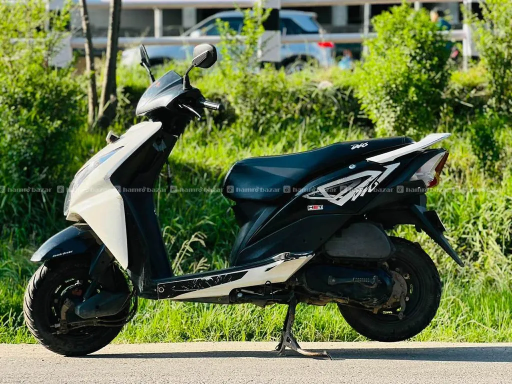 Honda Dio 
69 Lot 9843645282 3