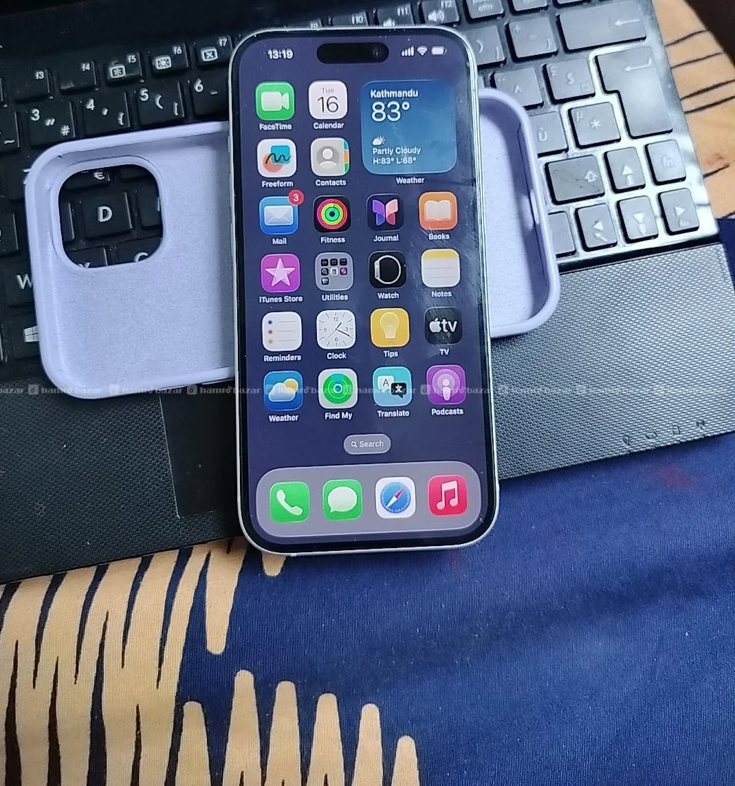 iPhone 15 128 GB blue 3