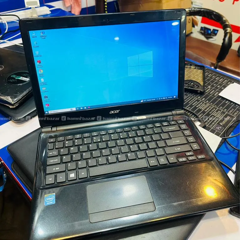 Hami Sanga 15000 Dekhi 45000 Samma Ka Laptop Xa 7