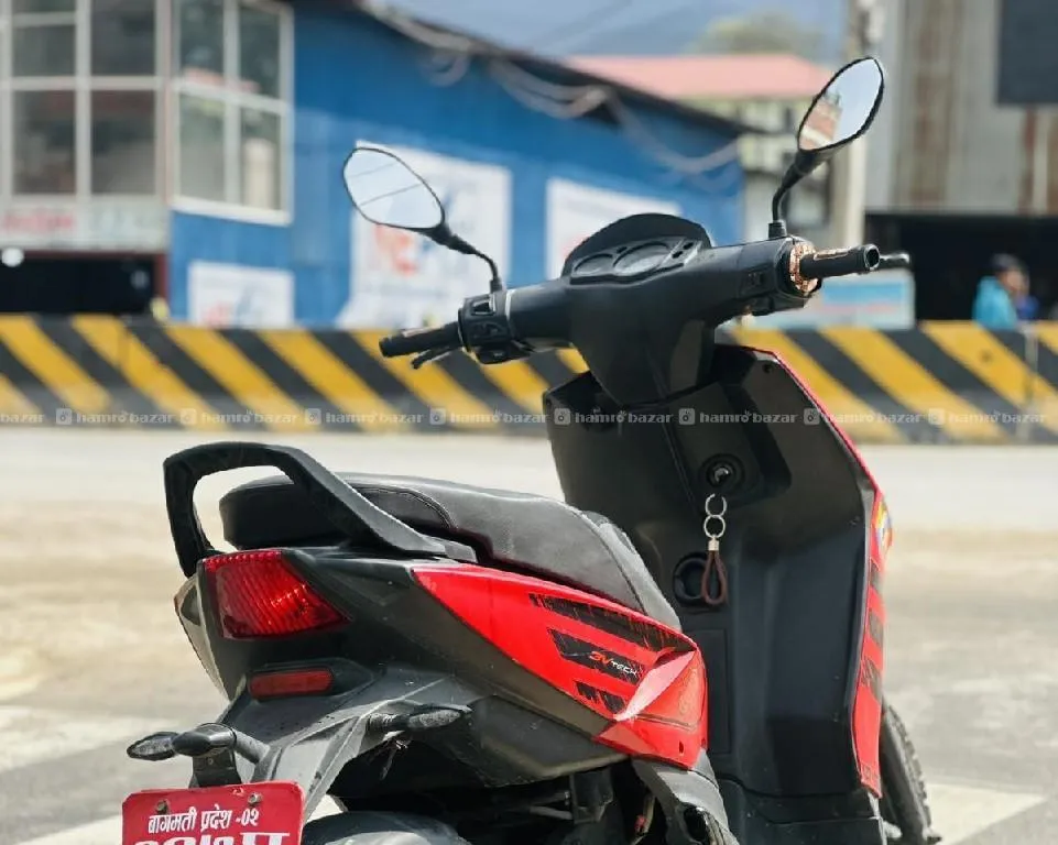 Aprila Storm - 016 lot 9818846575 or 976-8397661 4