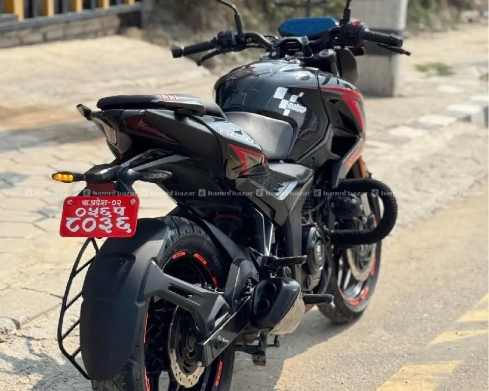 n250cc 156lot fi abs single hand super fresh condition 3
