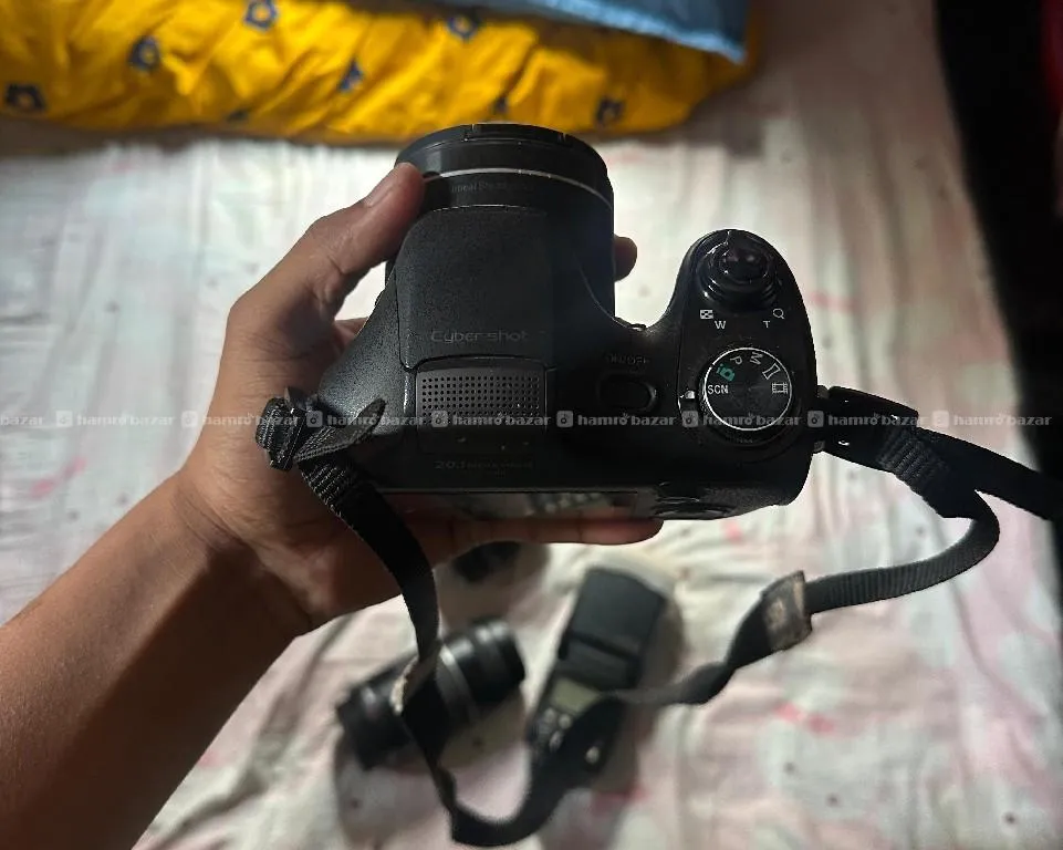 2 Camera 650d and xlr Sony + 3 lens + flash ligh 2