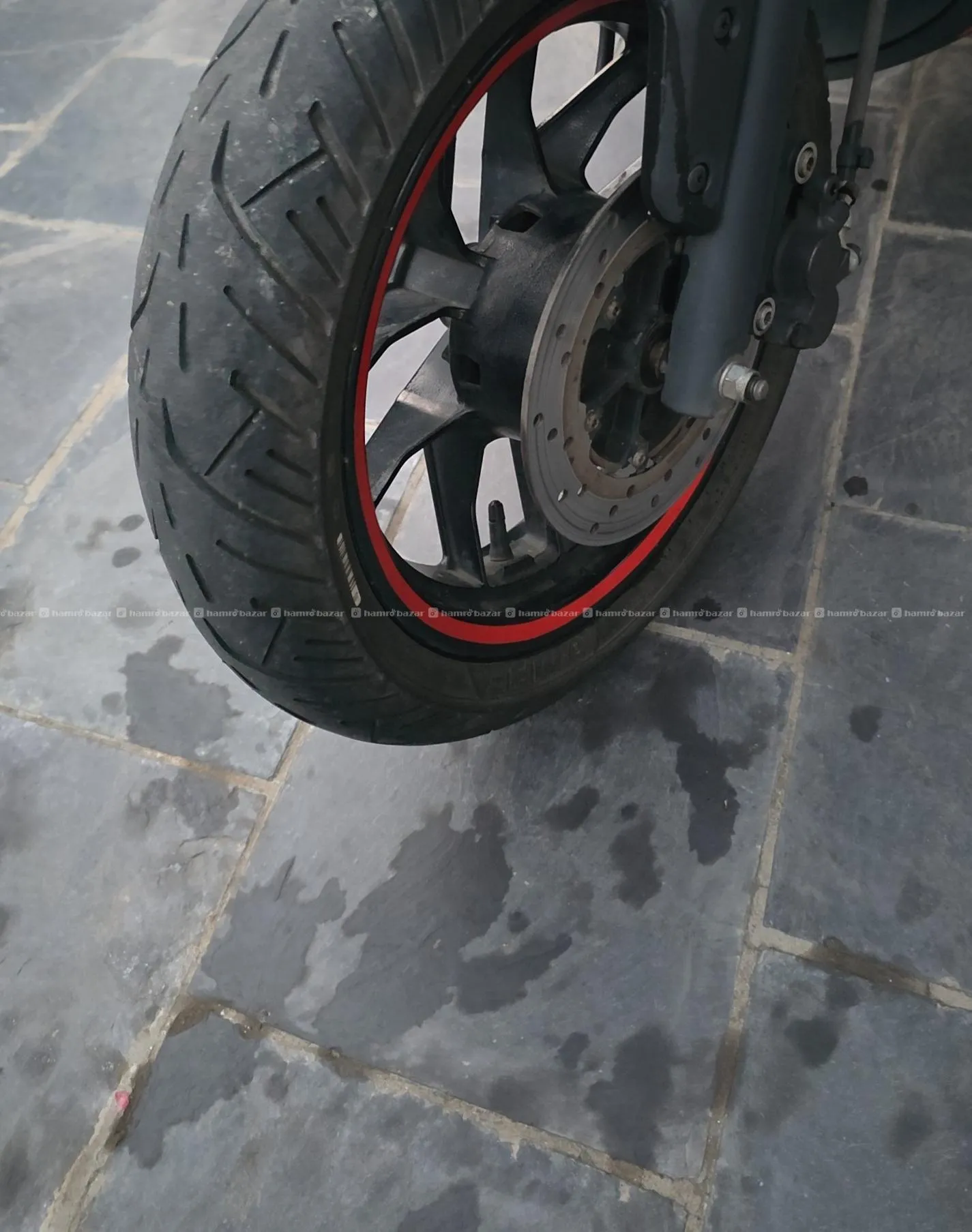 Aprilla 125 cc scooter on sale 150,000 with helmet 4