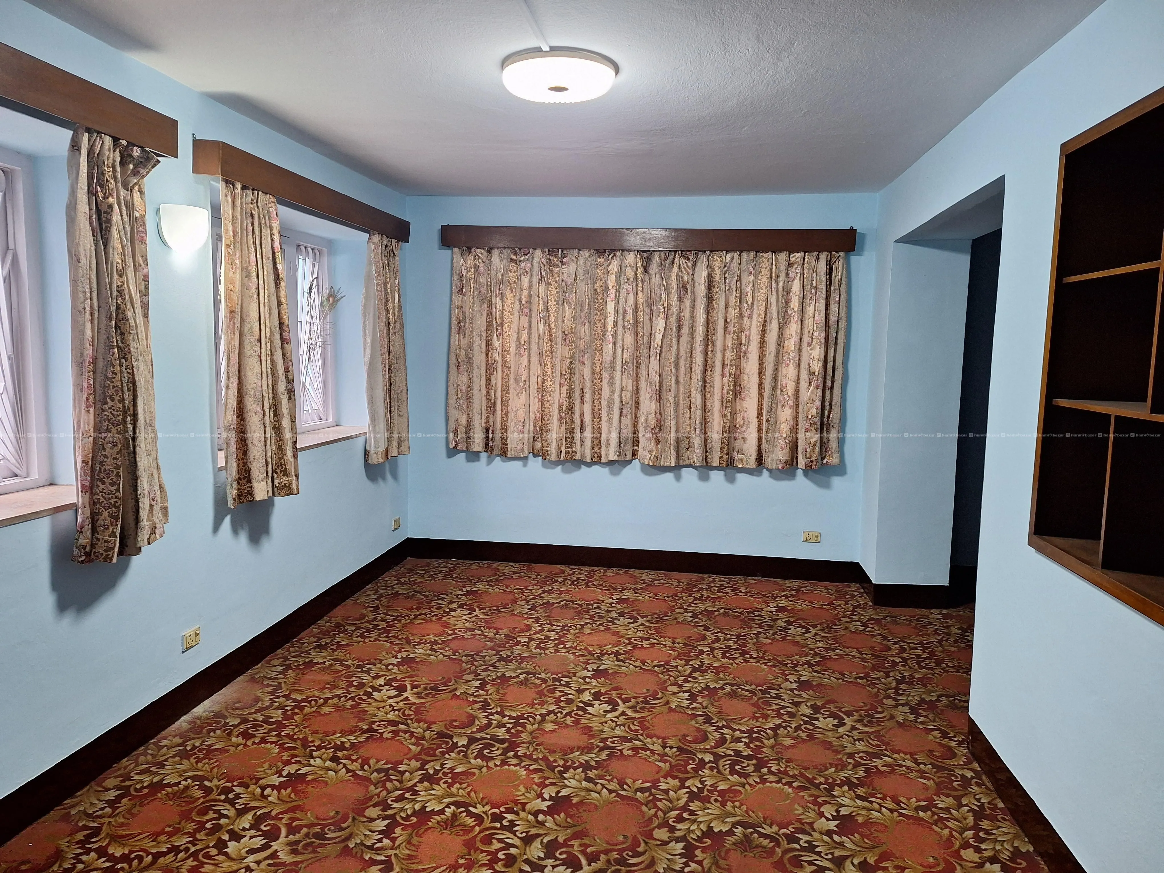 House for rent for office use 3