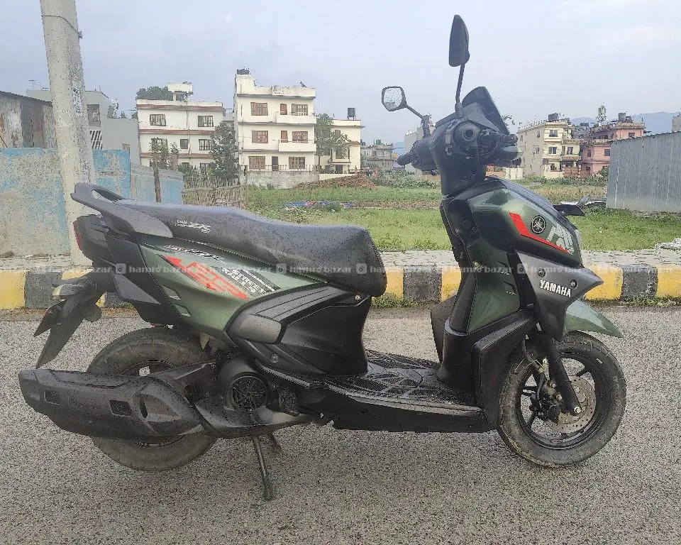 134 lot Yahama Ray ZR fi on sell 3