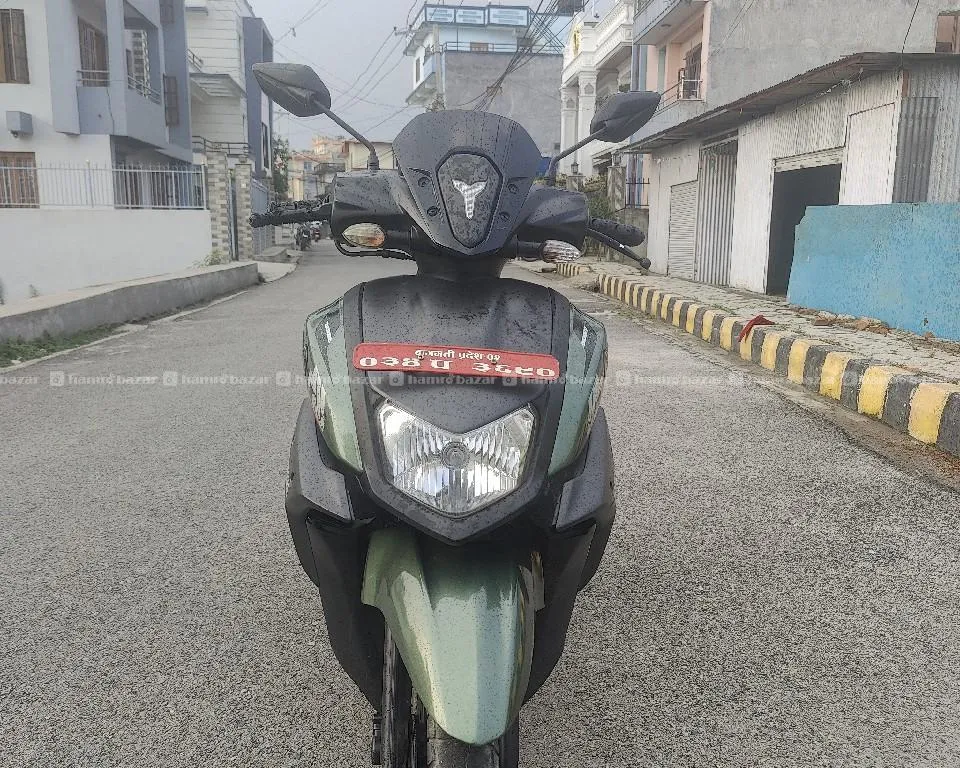 134 lot Yahama Ray ZR fi on sell 4