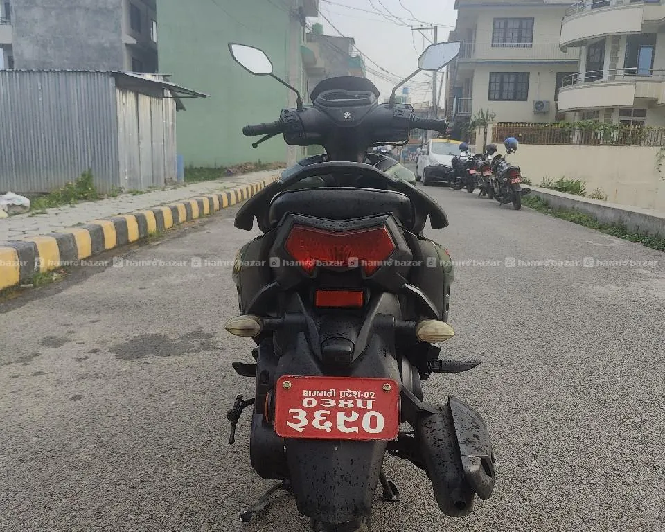 134 lot Yahama Ray ZR fi on sell 2