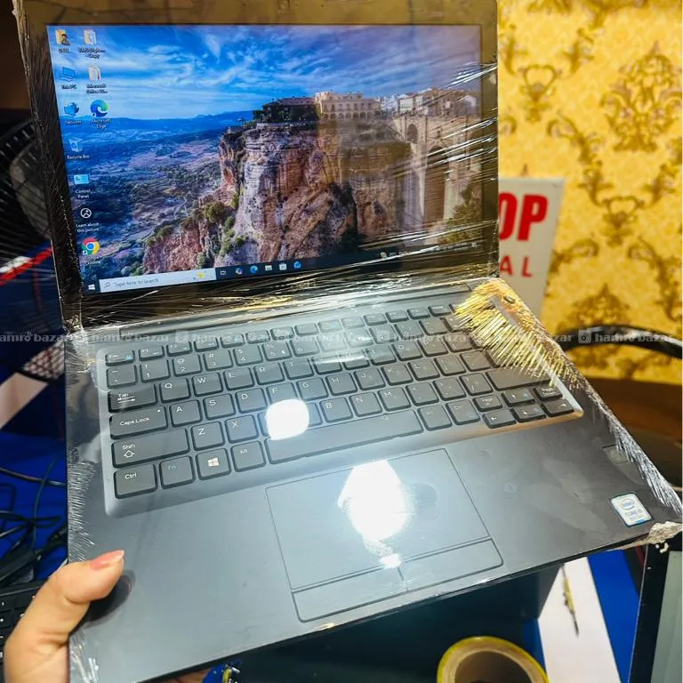 Hami Sanga 15000 Dekhi 45000 Samma Ka Laptop Xa 6
