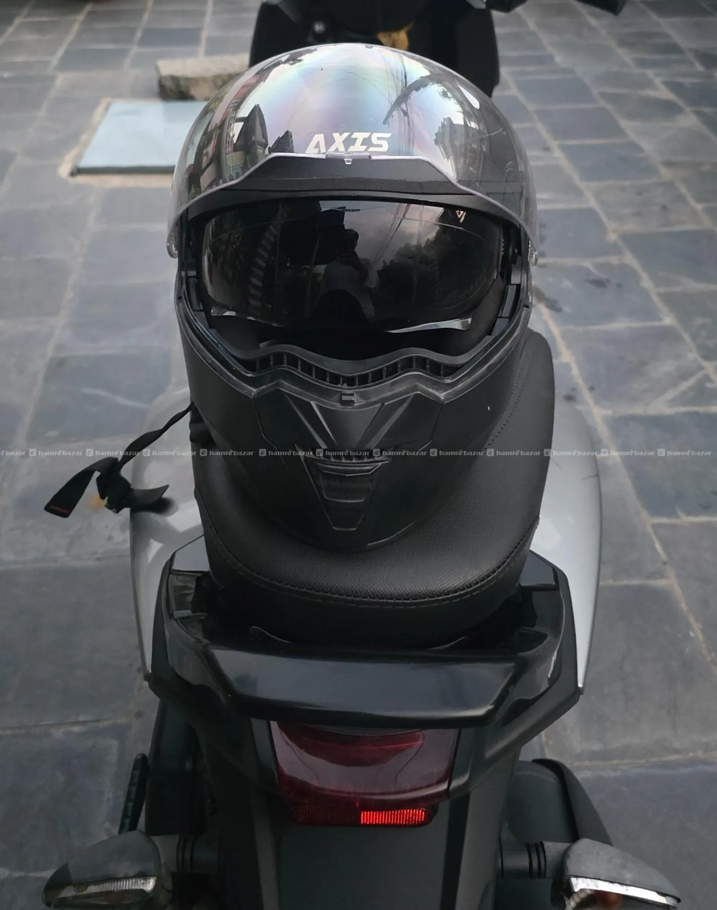 Aprilla 125 cc scooter on sale 150,000 with helmet 2