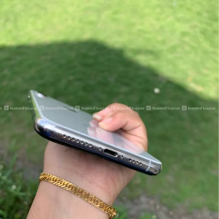 iPhone XS Max Used - Good Condition) Cheap Price 4