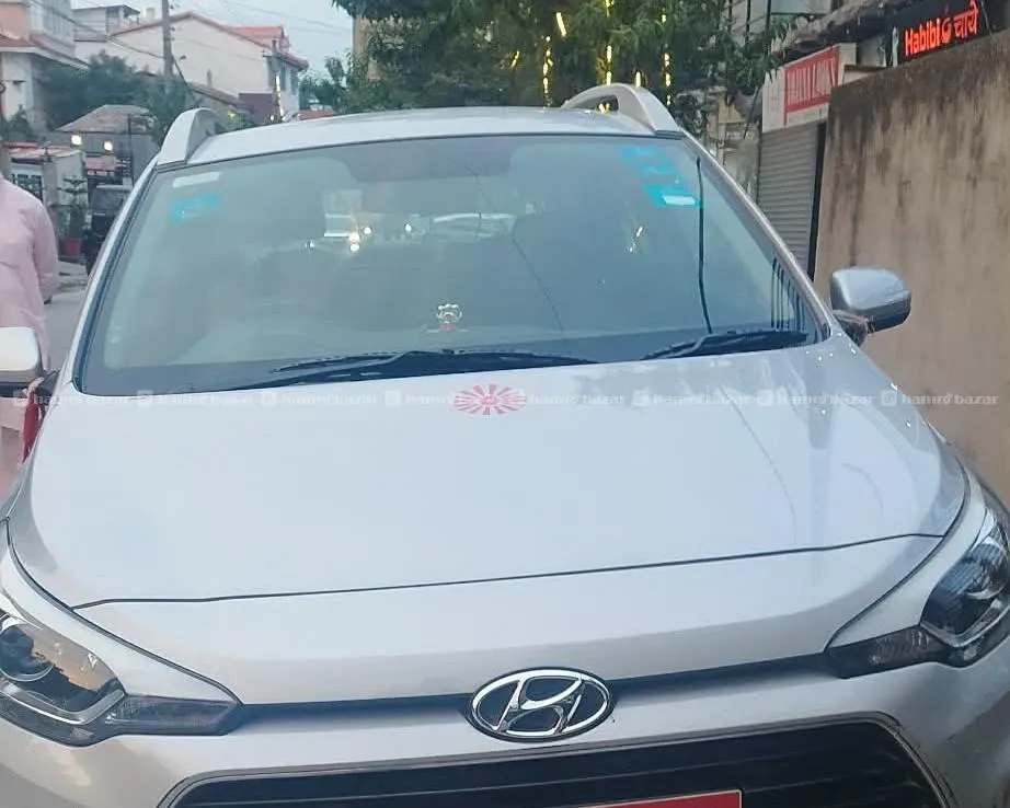 Hyundai i20 Silver 3
