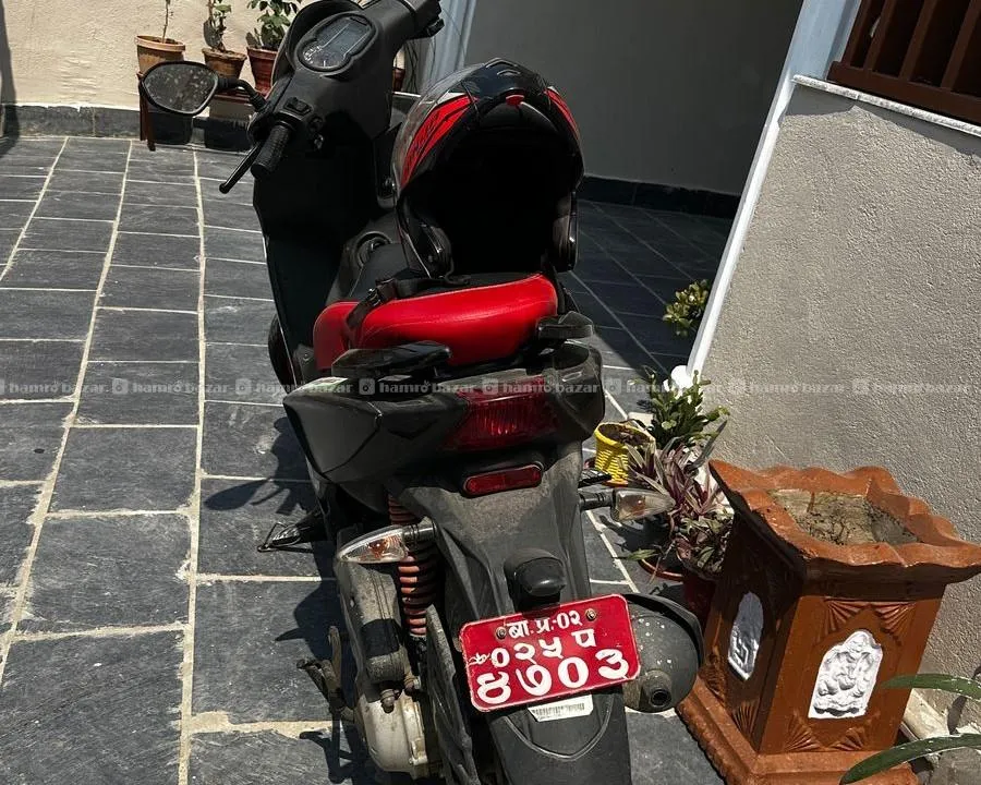 Aprillia 150 SR 2