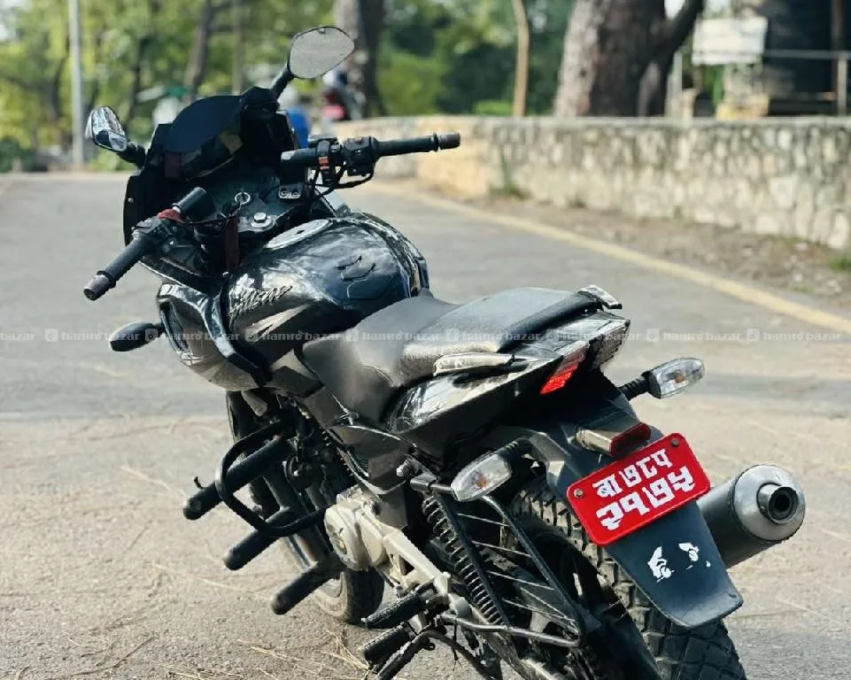 pulsar220 - 78 lot 9818846575 or 976-8397661 3