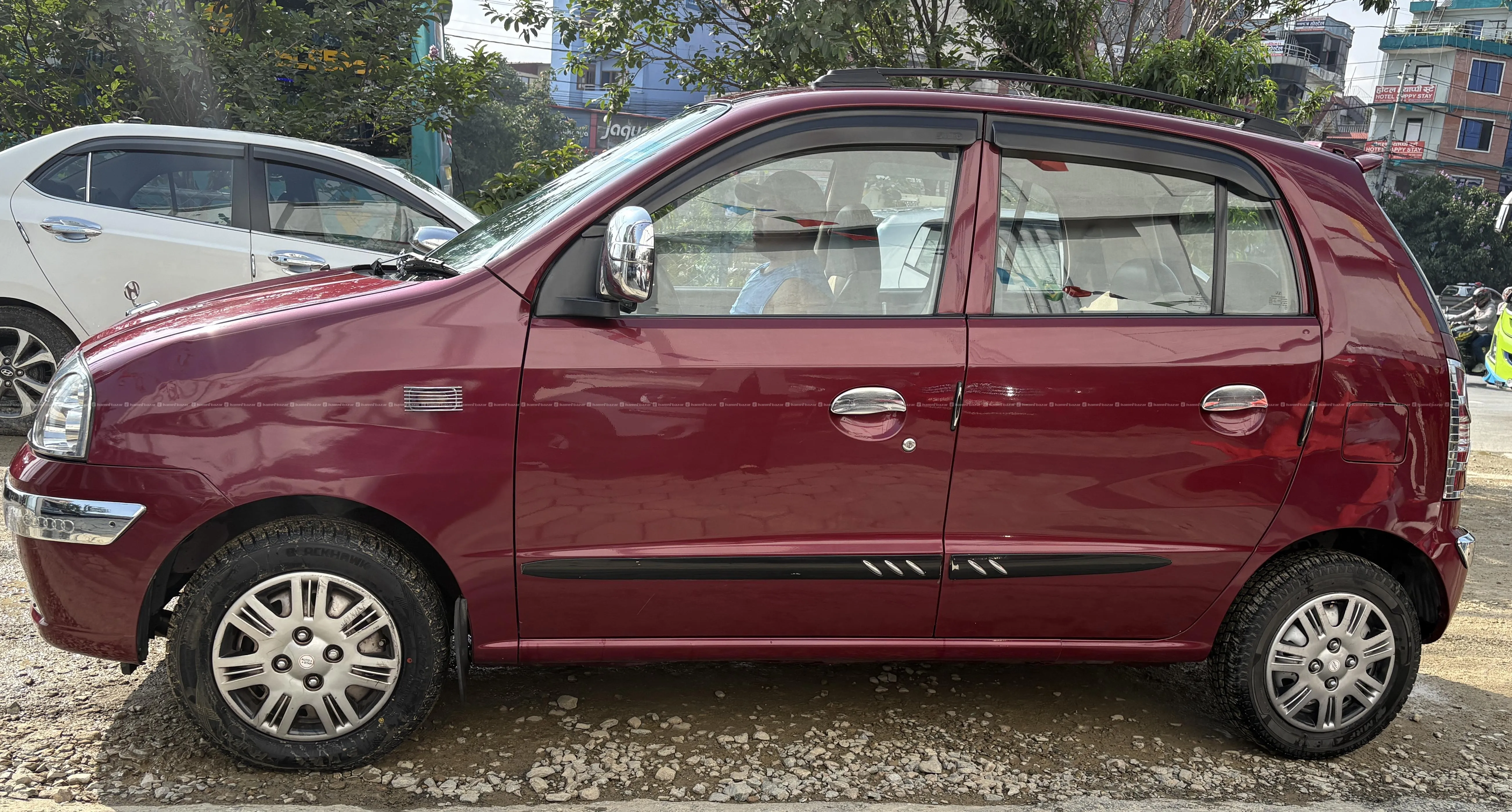 excellent condition 2014 model Santro on sale 4