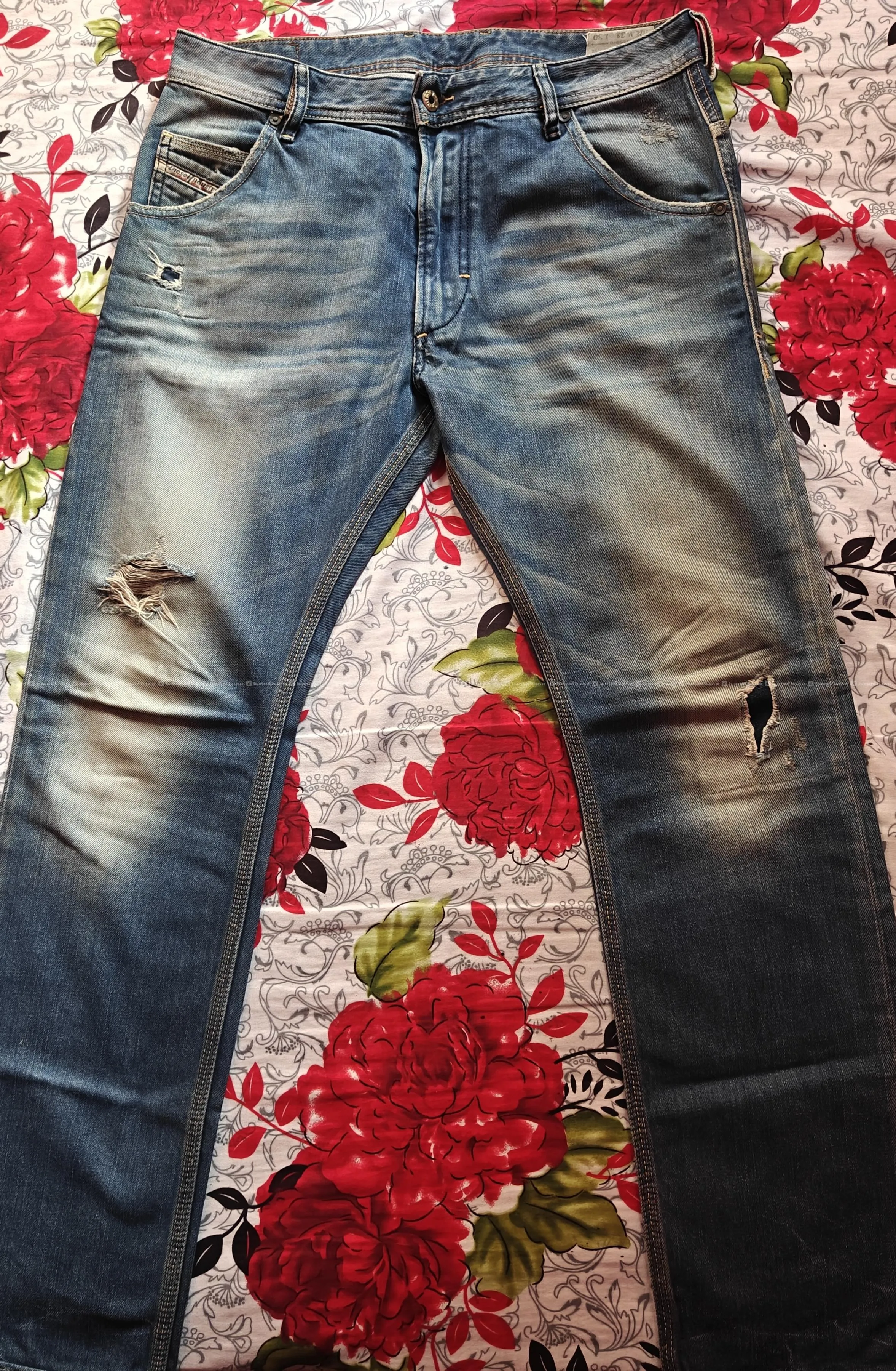 Authentic Diesel Dirty wash fade slim fit jeans 3