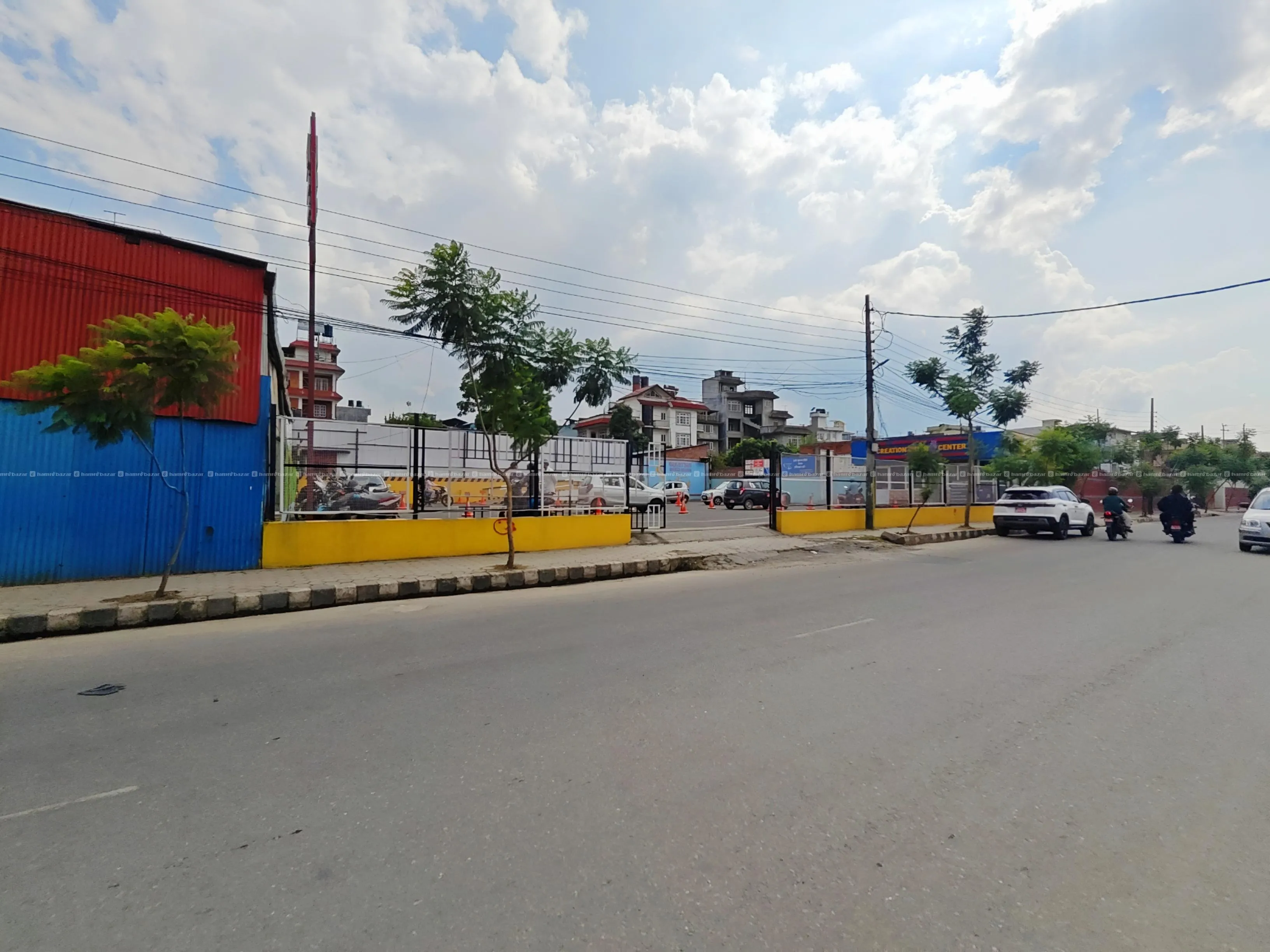 KUPONDOLE - LAND FOR SALE AT CORRIDOR YALA MARG 2