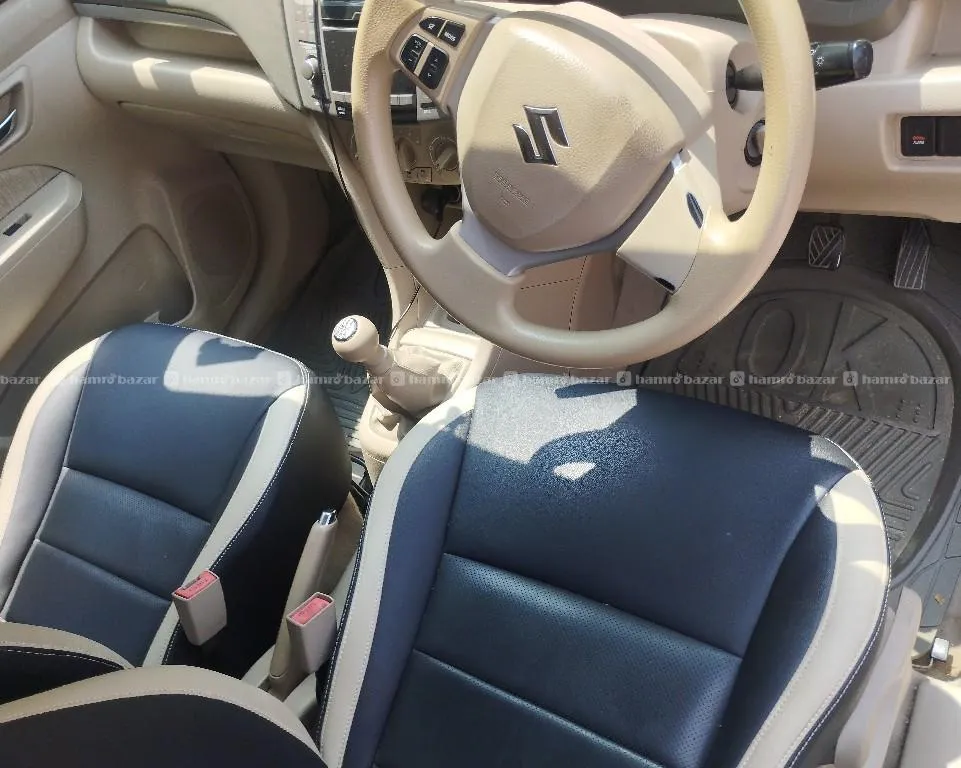  Suzuki Ertiga ZXI with ABS  7