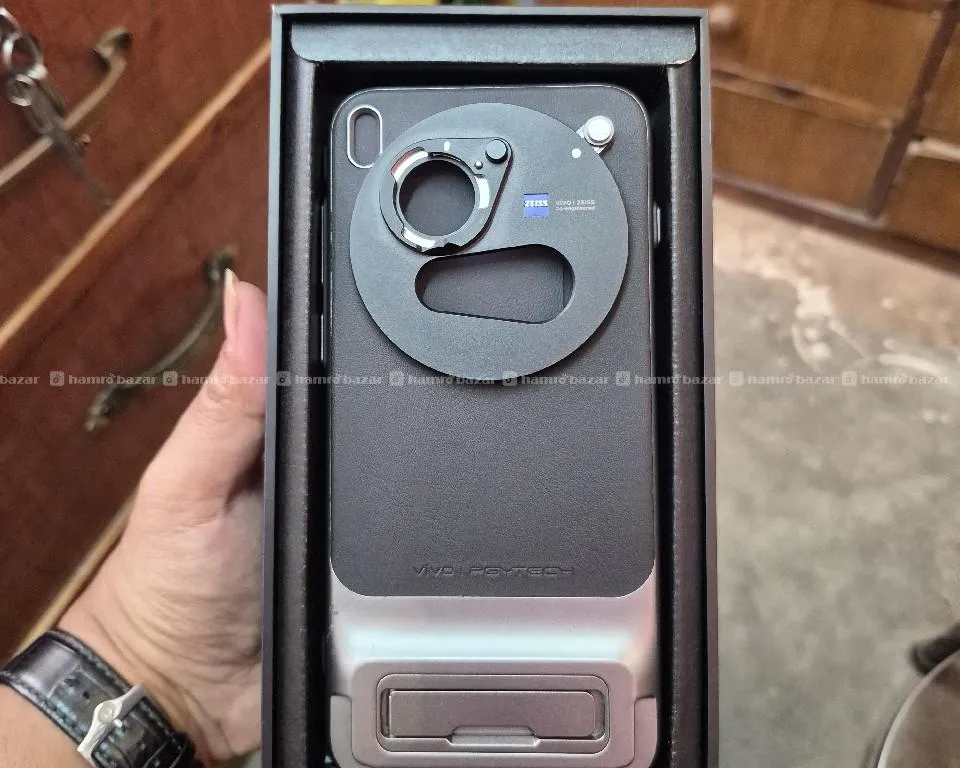Vivo X300 Pro ZEISS 2.34× telephoto ExtenderKit 5