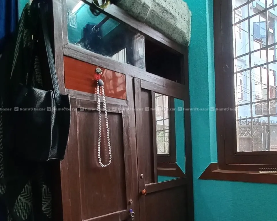 room ko saaman sell 4
