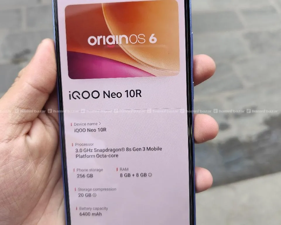 vivo IQOO NEO 10R (8/256) perfect for gaming and heavy used 4