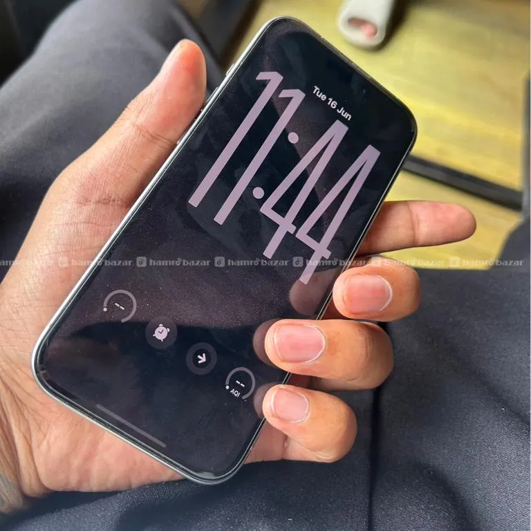 iPhone 15 Pro (128GB) 87% Physical sim & esim 4