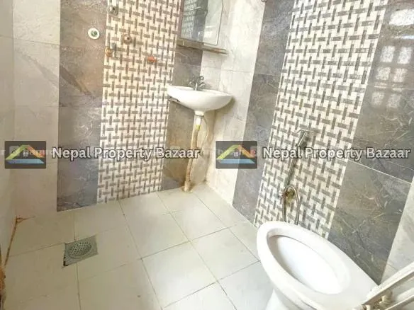1BK Flat Bathroom & 2 balcony Rent in Sinamangal, 2