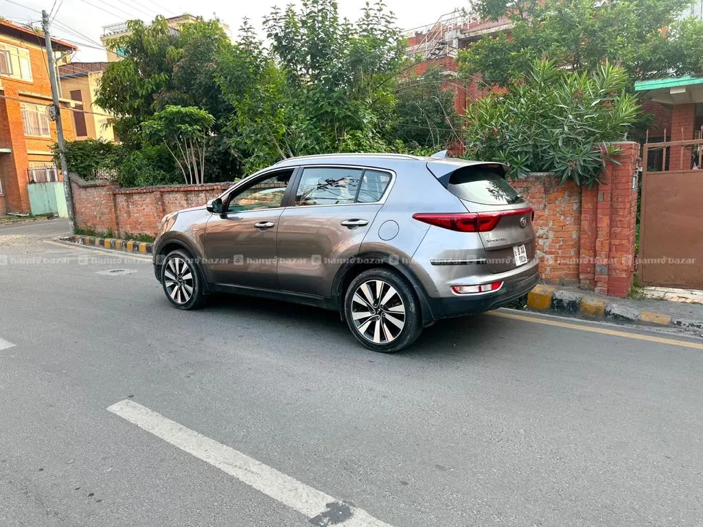 Kia Sportage Single Hand Fully Loaded AWD Jeep 2