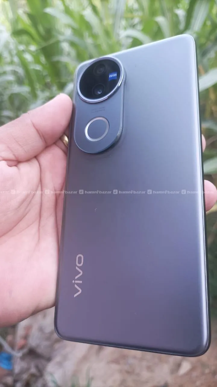 Vivo V50 brand new 8/256 Non opened Dual 5g 4
