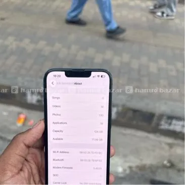 iPhone 13 3
