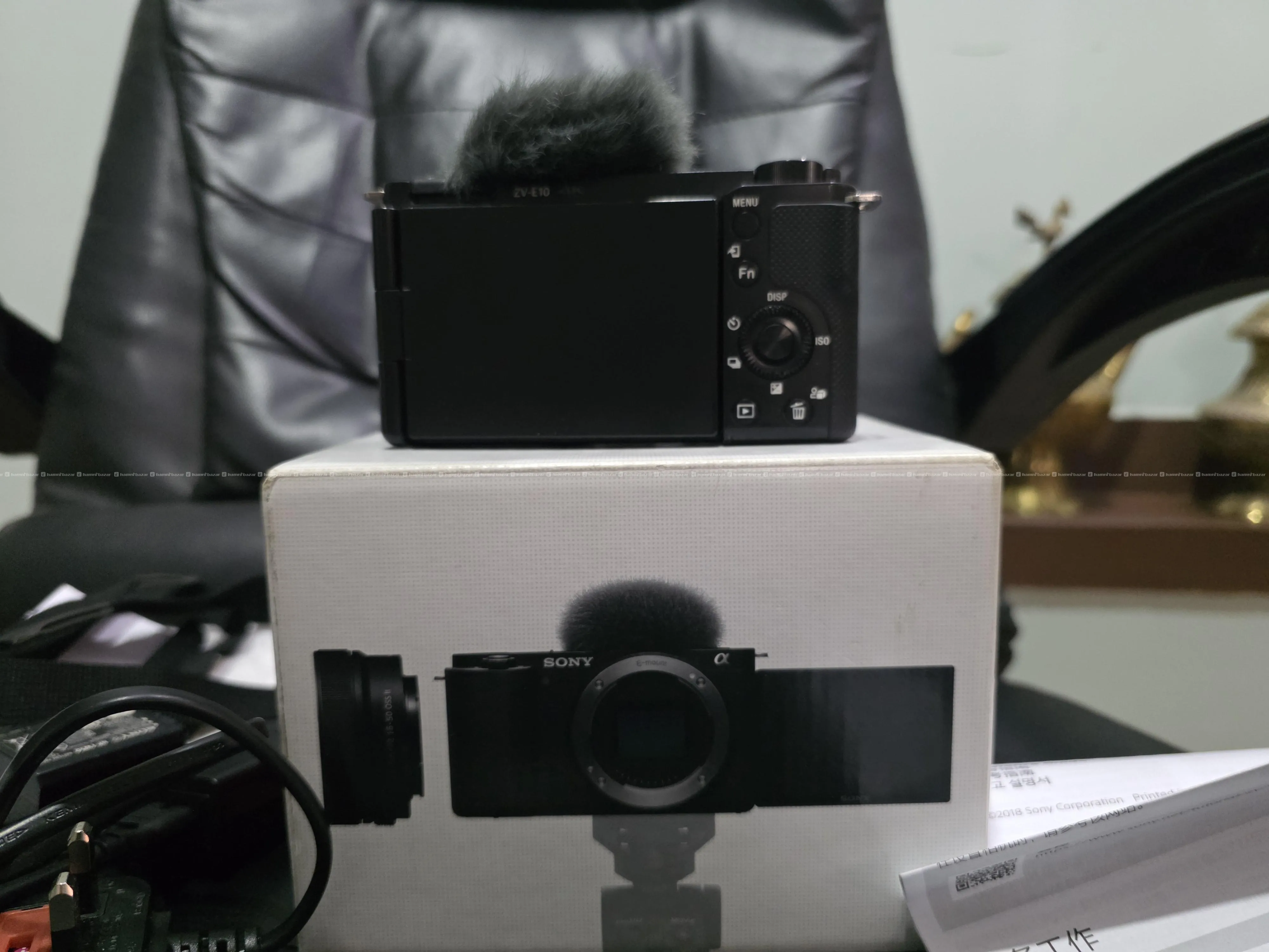 Sony Zve10 with 16-50 Kit Lens 3