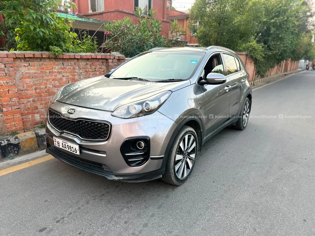 Kia Sportage Single Hand Fully Loaded AWD Jeep 4