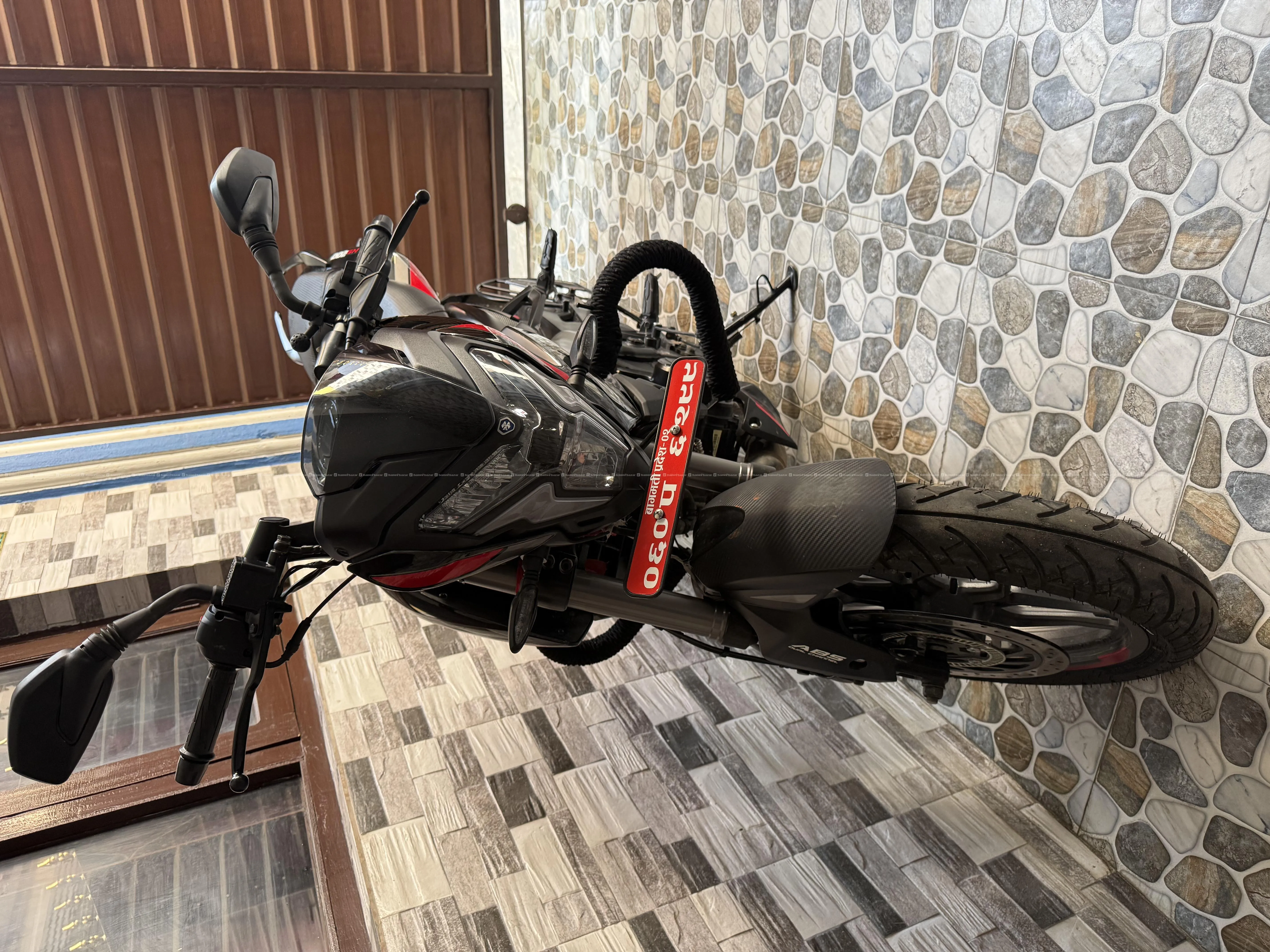 NS200 FiABS ,2025 model .Km-3k running 6
