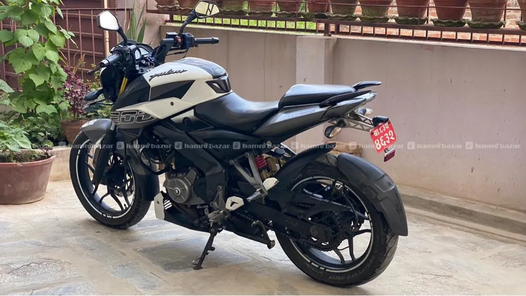 Pulsar Ns200 Bike 3