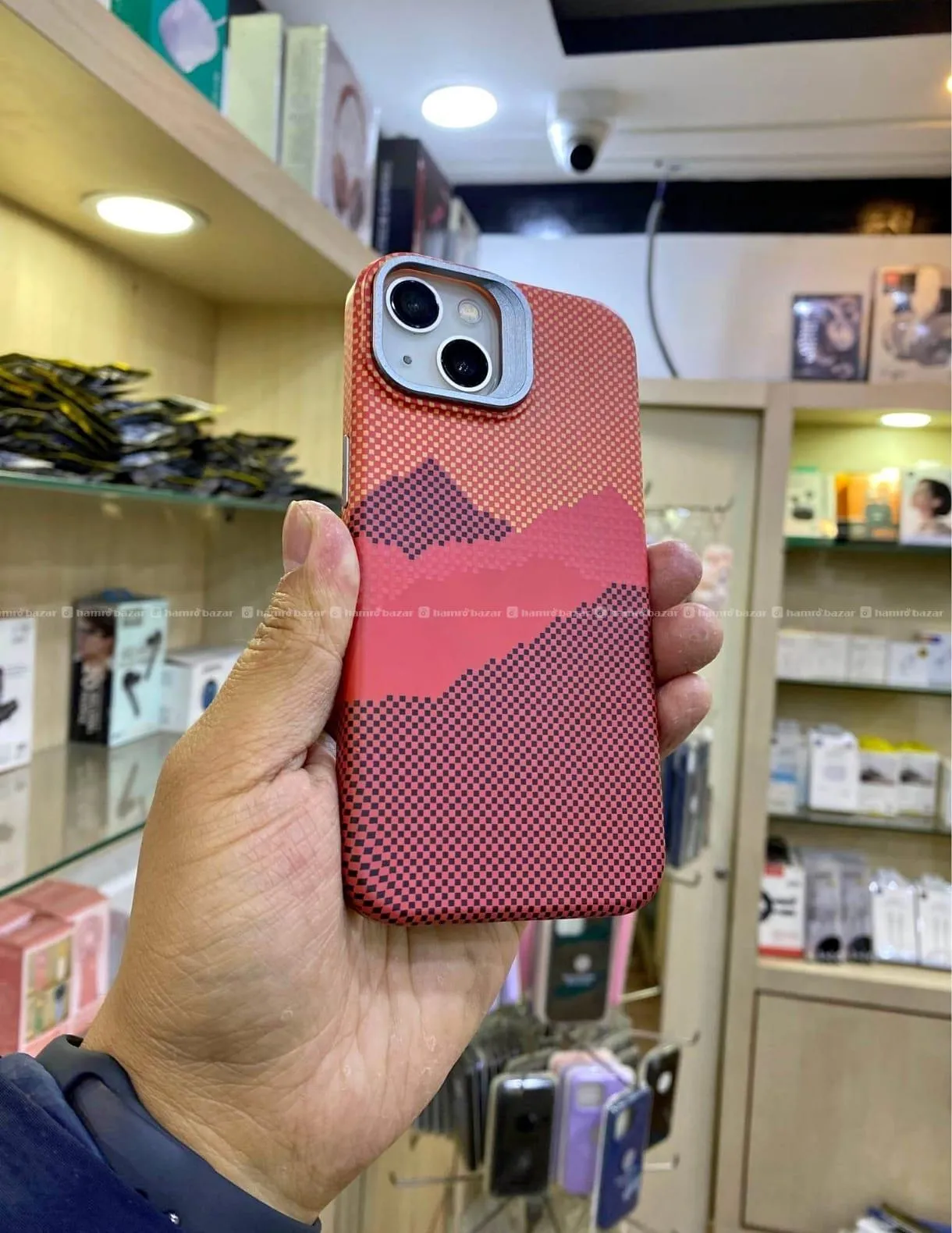 iPhone 13 256gb Back pannel cracked Urgent sell ‼️ 4
