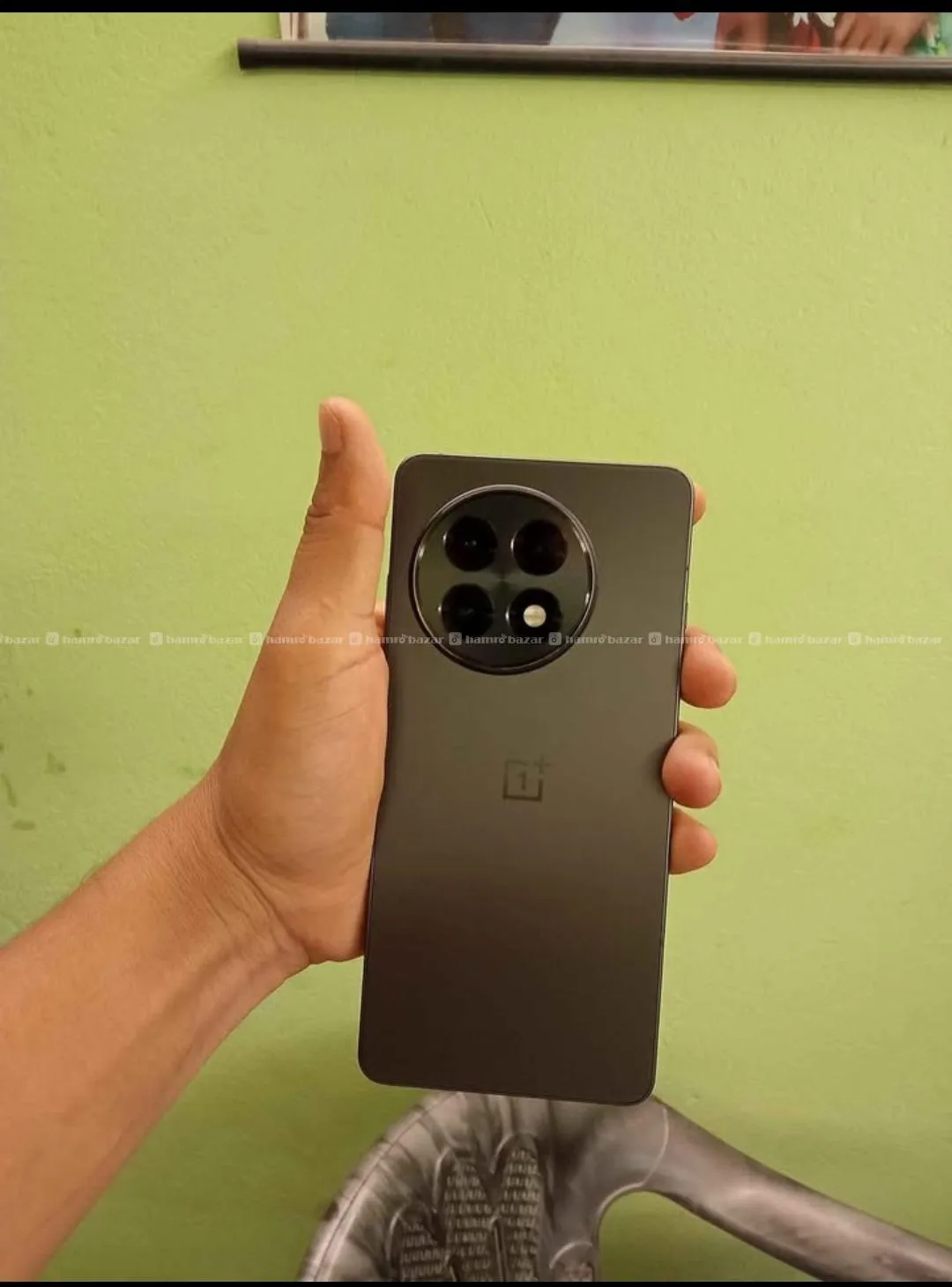 one plus 13r with box and bill 3
