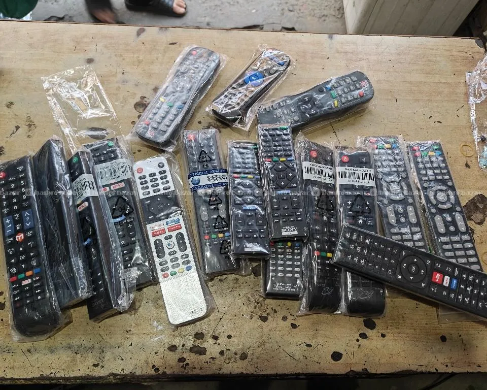 Led Tv Sabai Brand Ko original Remote Pauax 2