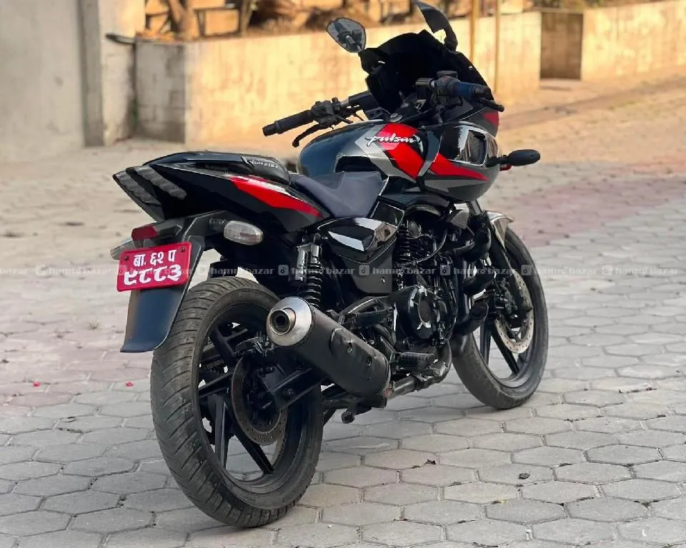 Pulsar 220f - 62 Lot        9703486296           9767963493 2