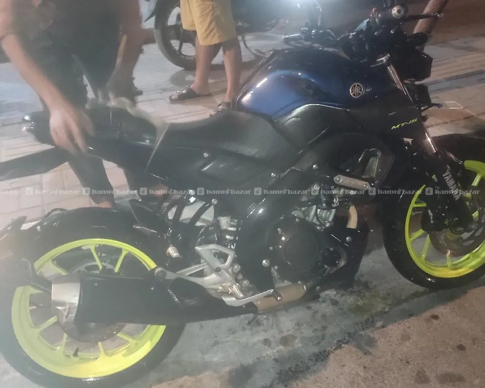 MT 15 bike, blue color,  30 lot 3