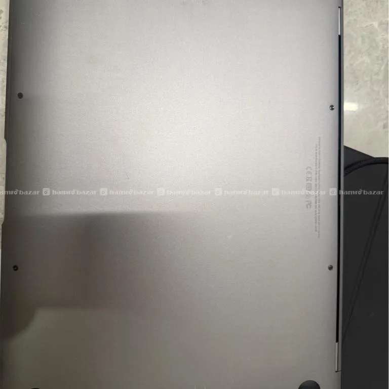 MacBook Air Good Condition 5