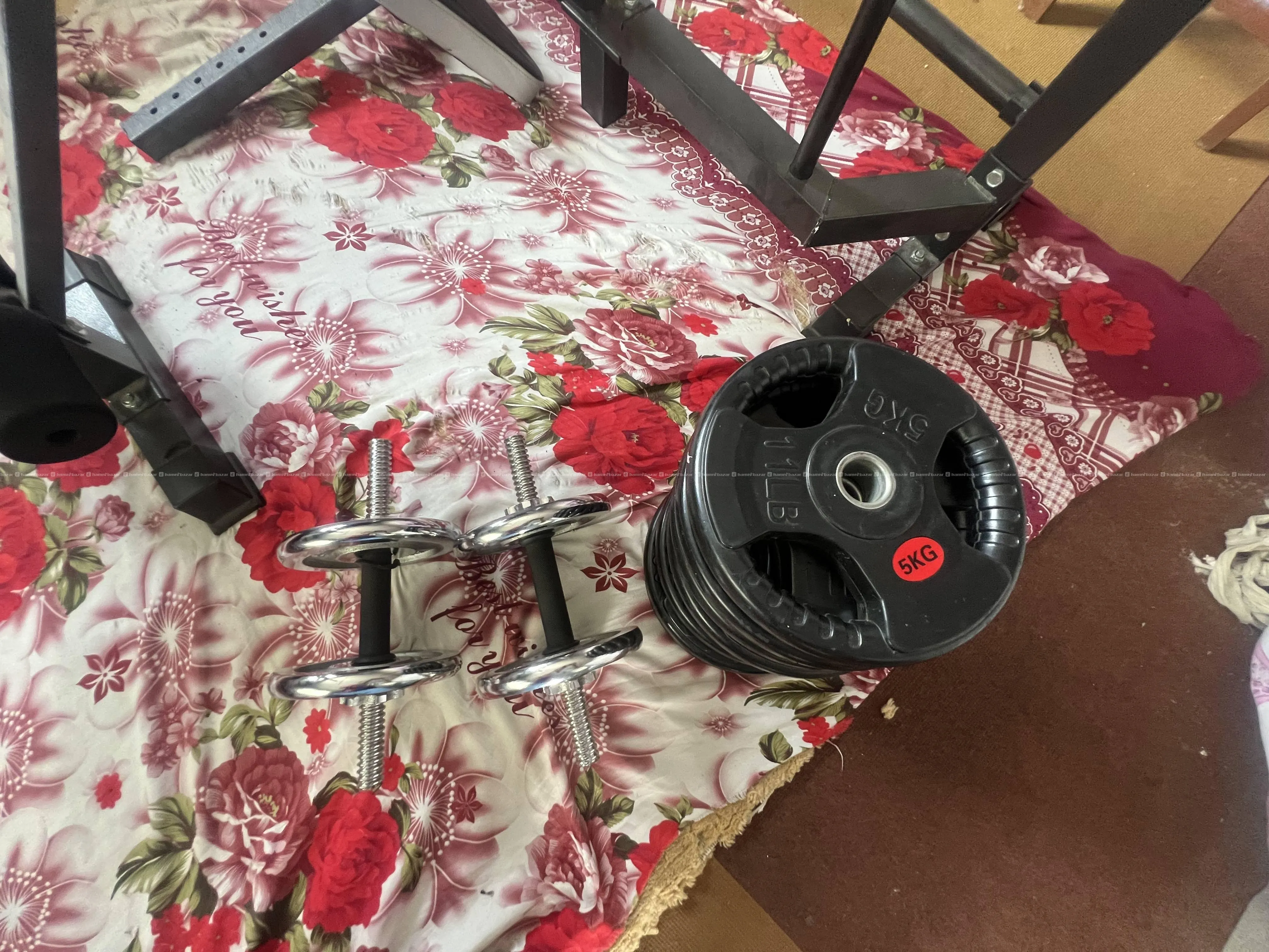 Multifunction Bench Home Gym, dubmbells and weight 8