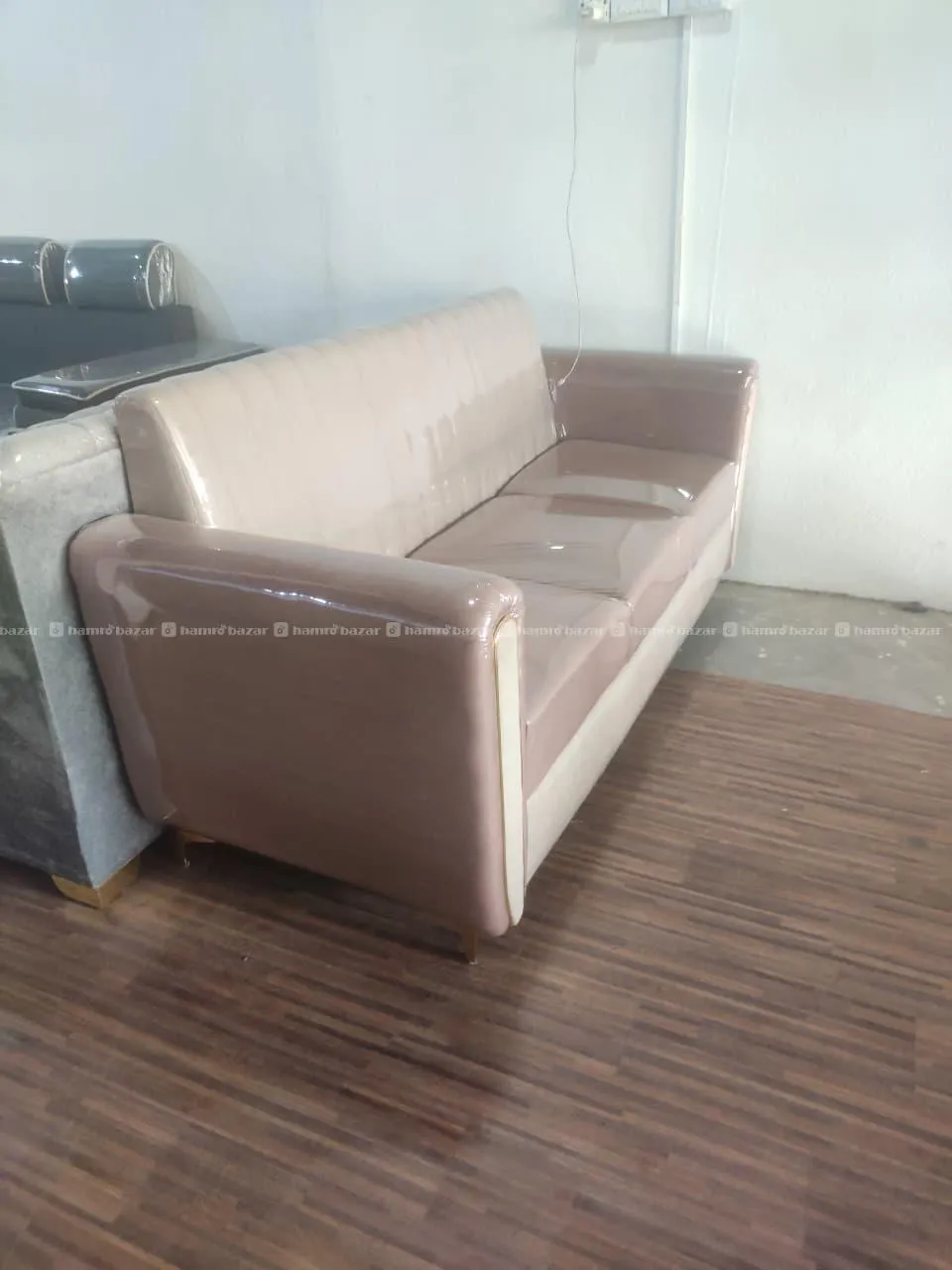 three siter sofa 2