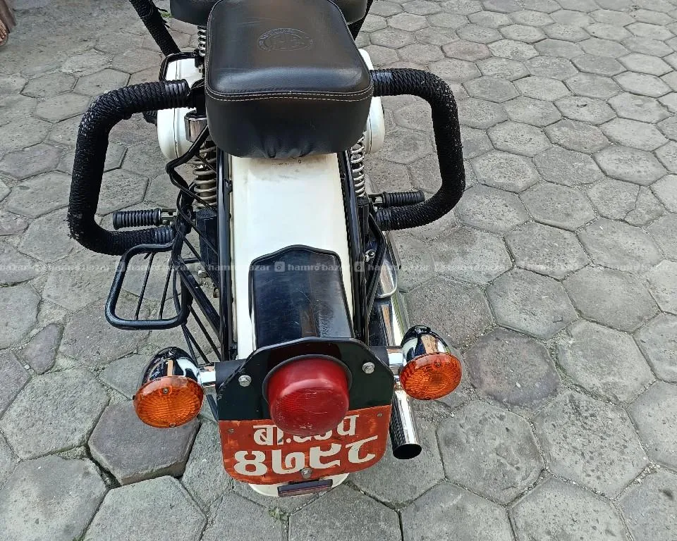 Royal Enfield Bullet Classic-350,94 Lot. 3